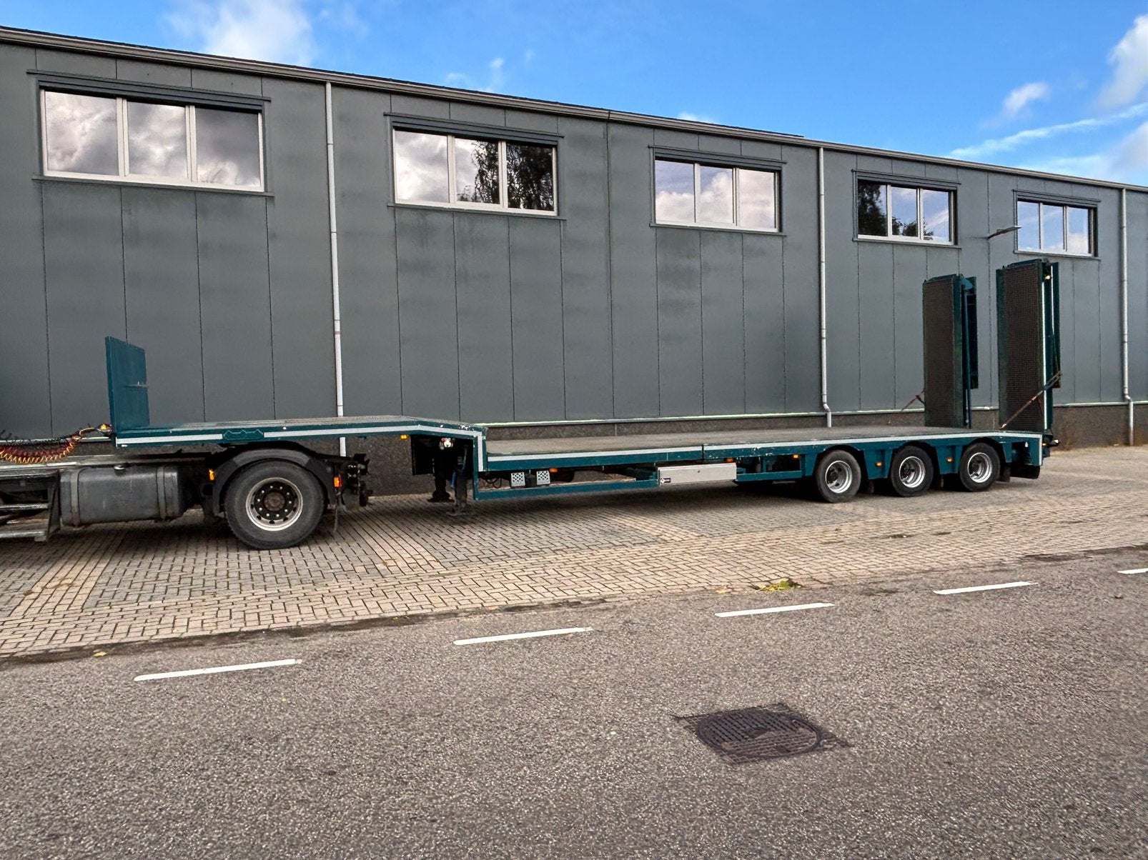 Nooteboom hydrolische gestuurde semi dieplader, hefbed., Ophalen, Zo goed als nieuw