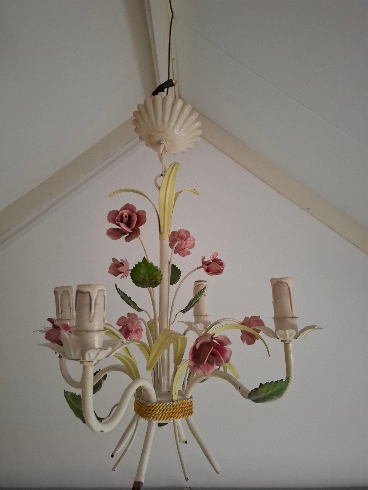 oude brocante Franse metalen bloemen hanglamp, Ophalen of Verzenden