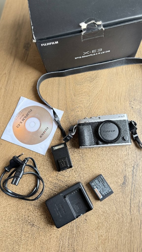 Fujifilm X-E3 body – bijna nieuwstaat + accessoires, Audio, Tv en Foto, Bodydop, Ophalen of Verzenden, Zo goed als nieuw, Fujifilm
