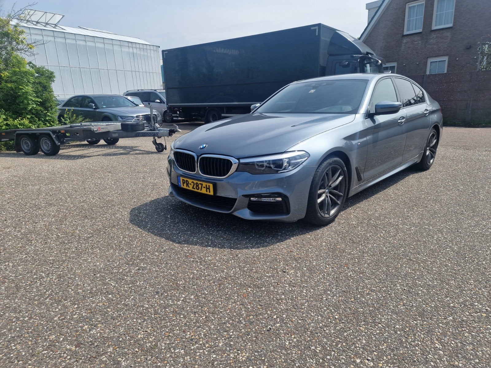 BMW 5-Serie 520d 190pk EDE Aut. 2017 Grijs, Auto's, Automaat, Achterwielaandrijving, 1995 cc, Euro 6