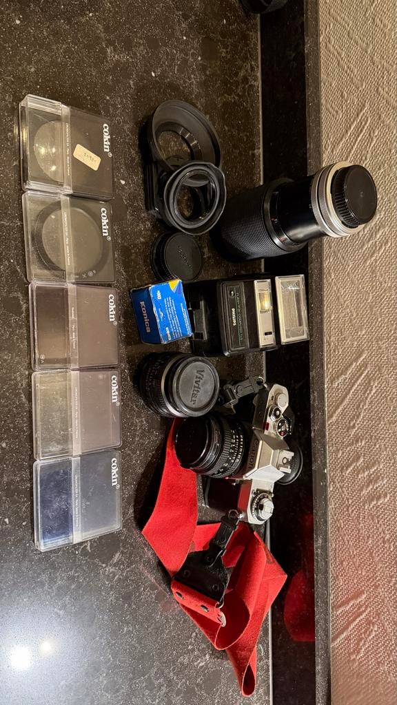 Canon AV-1 Spiegelreflexcamera met accessoires, Audio, Tv en Foto, Fotocamera's Analoog, Ophalen of Verzenden, Gebruikt, Spiegelreflex