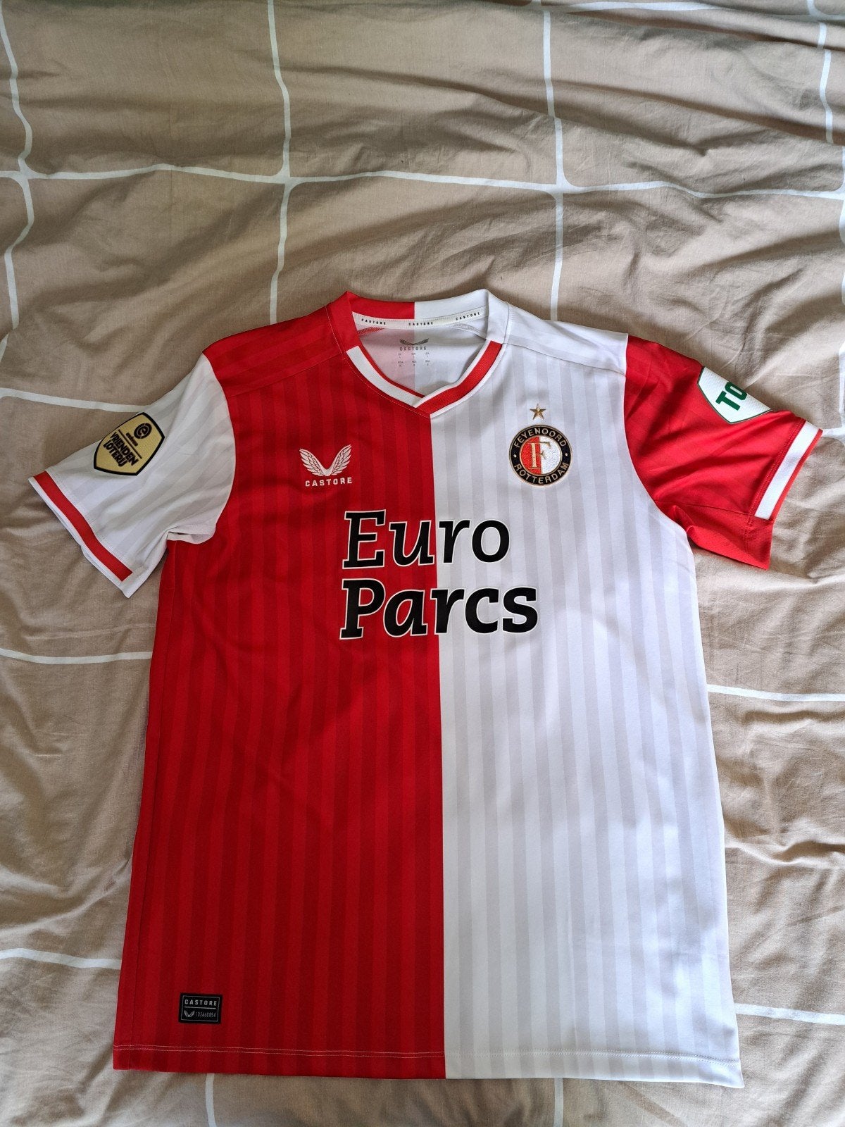 Feyenoord Thuisshirt 2023/2024 Geertruida #4 Maat L, Ophalen of Verzenden, Gebruikt, Feyenoord, Shirt