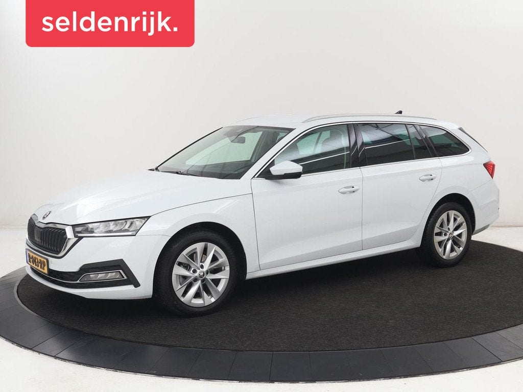 Skoda Octavia 1.5 e-TSI Business Edition | Stoelverwarming |