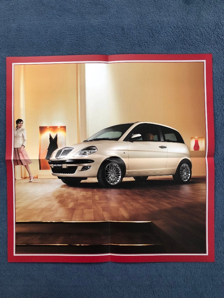 Lancia Ypsilon posterfolder 2003, Nieuw, Ophalen of Verzenden, Overige merken, Lancia