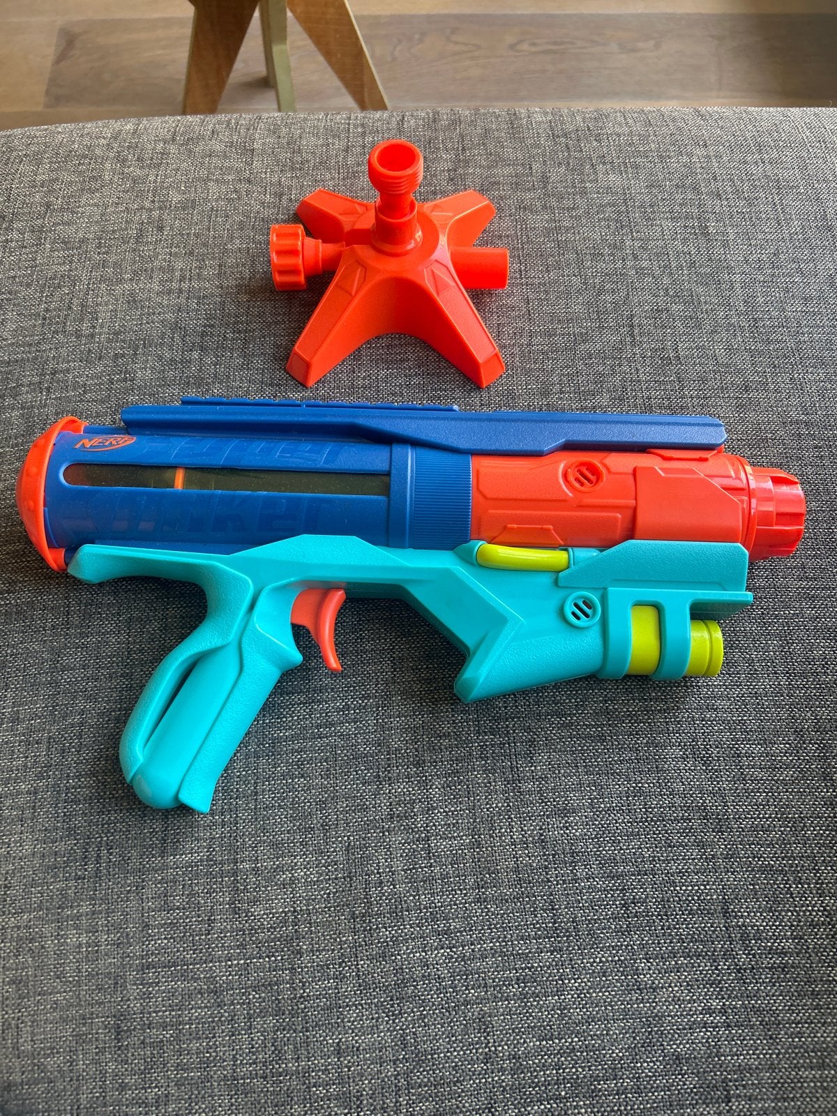 Nerf Super Soaker Torrent waterpistool met sproeier, Ophalen of Verzenden, Zo goed als nieuw