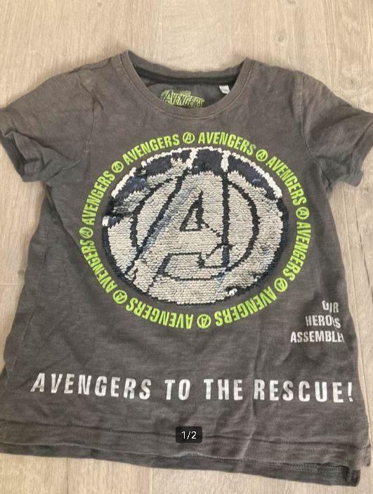 Avengers t-shirt maat 110, Kinderen en Baby's, Kinderkleding | Maat 110, Ophalen of Verzenden, Shirt of Longsleeve, Jongen, Marvel