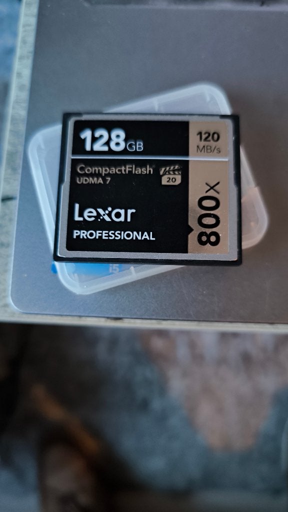 LEXAR Professional CF kaart 128 Gb, Ophalen of Verzenden, Zo goed als nieuw