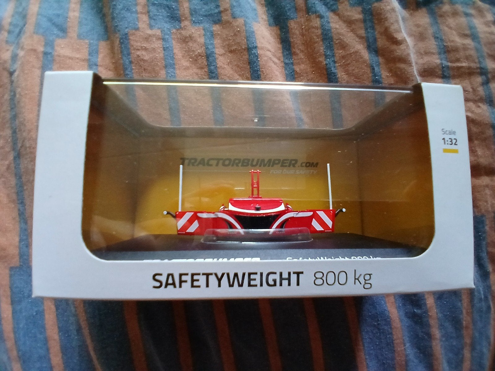 Universal Hobbies bumper schaal 1:32, Ophalen of Verzenden, Nieuw, Tractor of Landbouw, Universal Hobbies