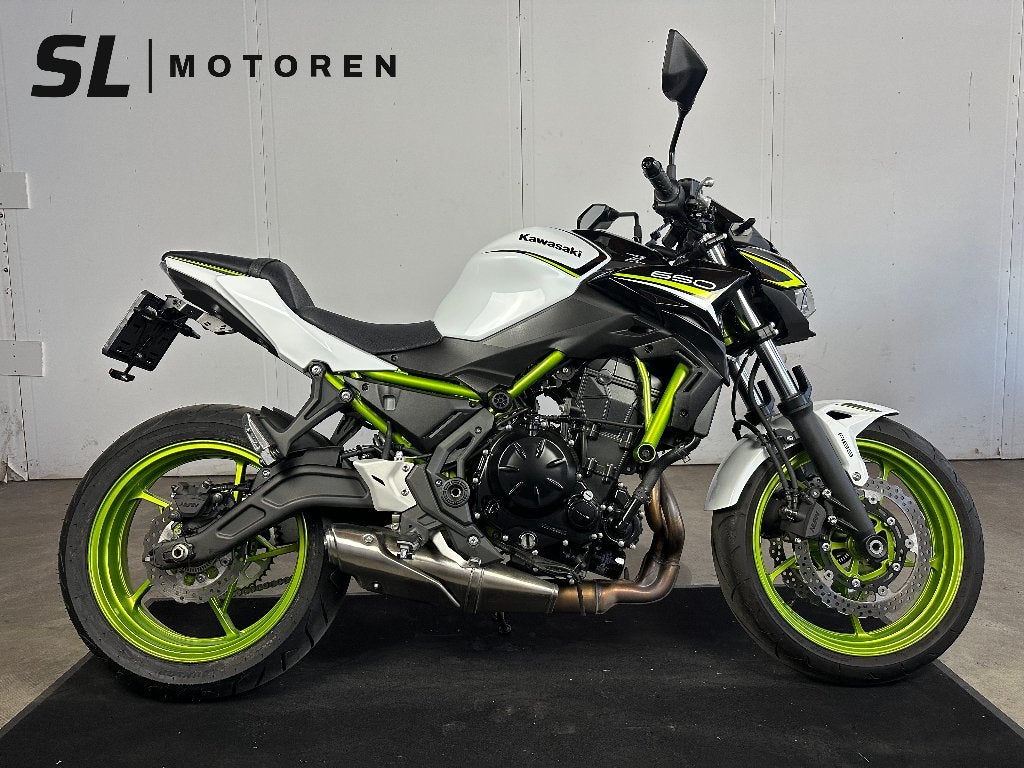 Kawasaki Z650 (2021) - 2.500 km - Nieuwstaat! ( z 650 ), 2 cilinders, Occasion, Bedrijf, Meer dan 35 kW