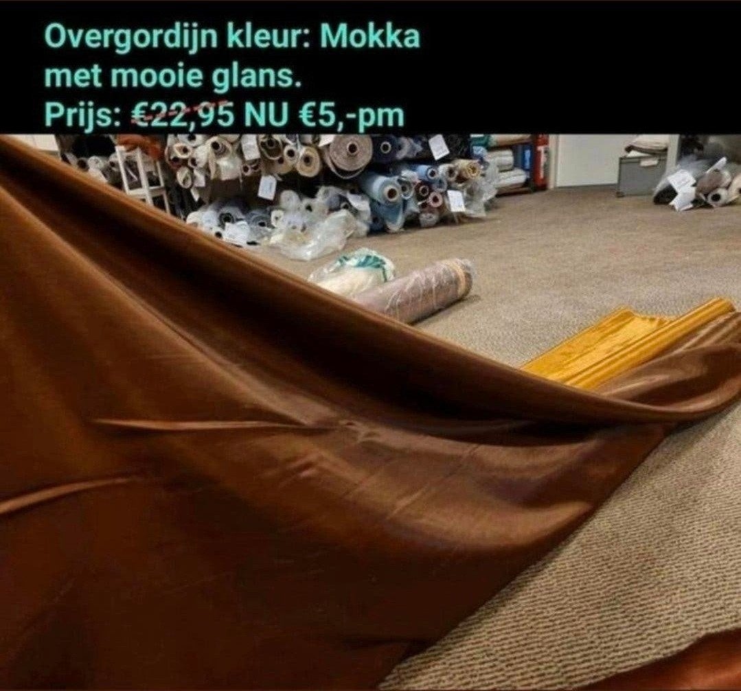 Overgordijn kleur mokka met chique glans NU €5,-pm, Huis en Inrichting, Ophalen of Verzenden, Nieuw