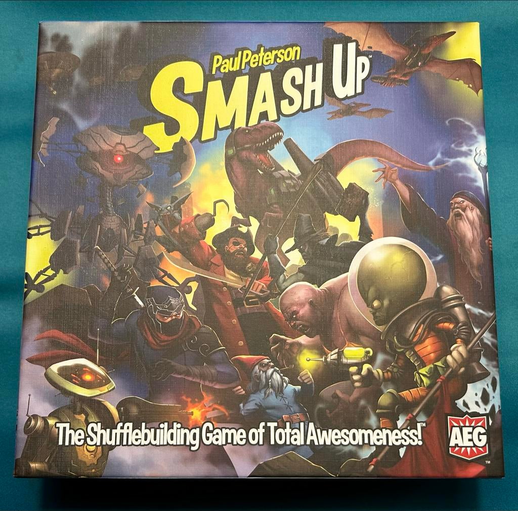 Smash Up! Kaartspel - Shufflebuilding Game, Ophalen of Verzenden, Zo goed als nieuw, Overige soorten