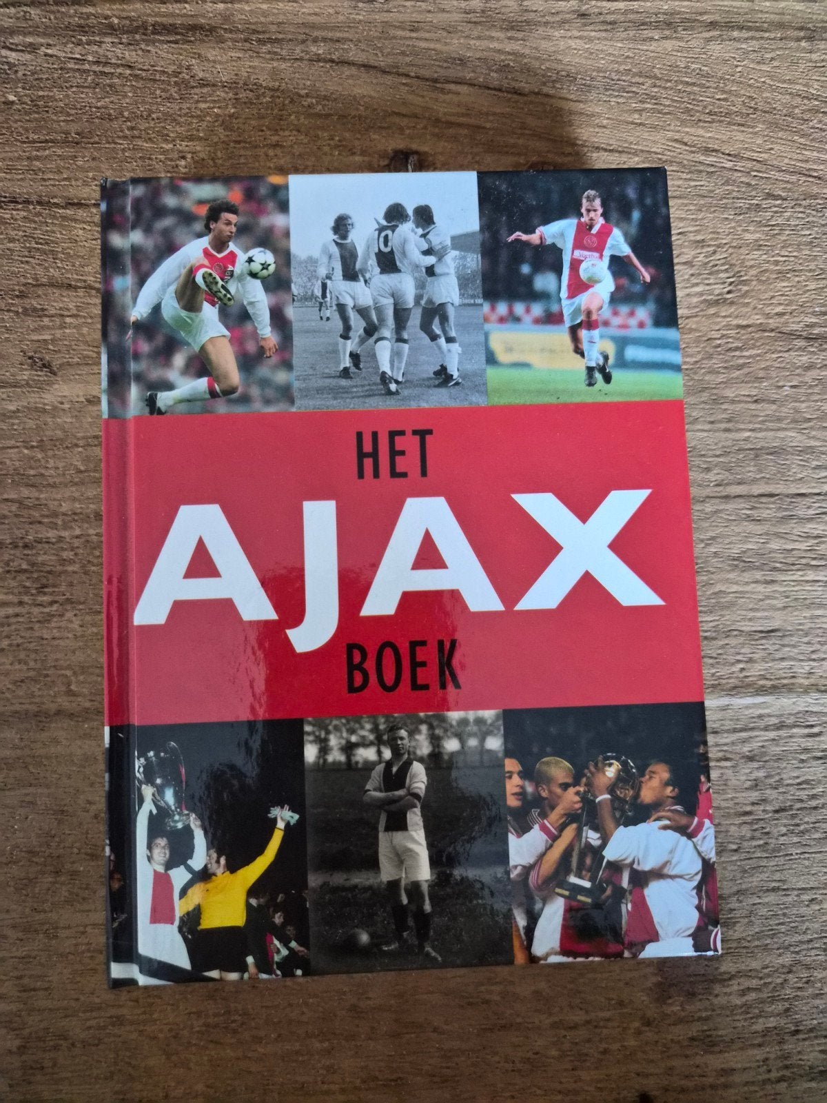 Het Ajax Boek - Rijke historie van Ajax in beeld, Ophalen of Verzenden, Zo goed als nieuw, Waanders Uitgevers, Balsport
