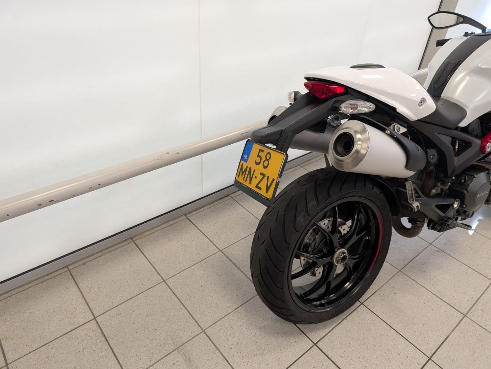 Ducati MONSTER 796 (bj 2012), Motoren, Motoren | Ducati, Ducati North Europe B.V., Maanweg 174
2516 AB  'S-GRAVENHAGE, Info@ducati.nl