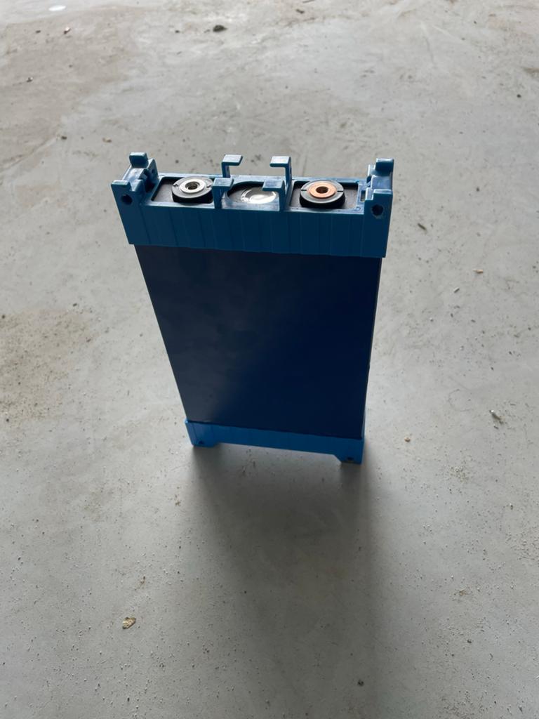 60x CALB LiFePO4 Batterij Cel - Hoge Capaciteit, Audio, Tv en Foto, Accu's en Batterijen, Gebruikt, Ophalen