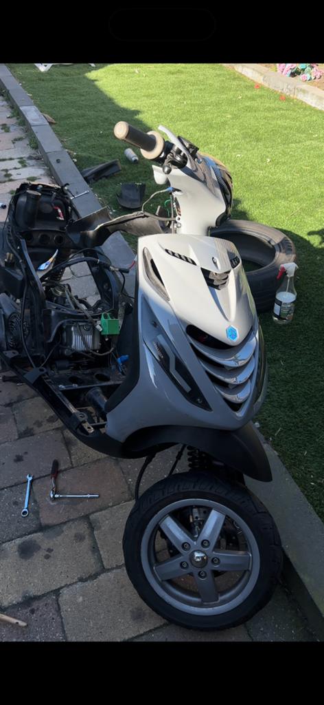 Zip 125 in onderdelen, Ophalen of Verzenden, Zo goed als nieuw, Benzine, Zip