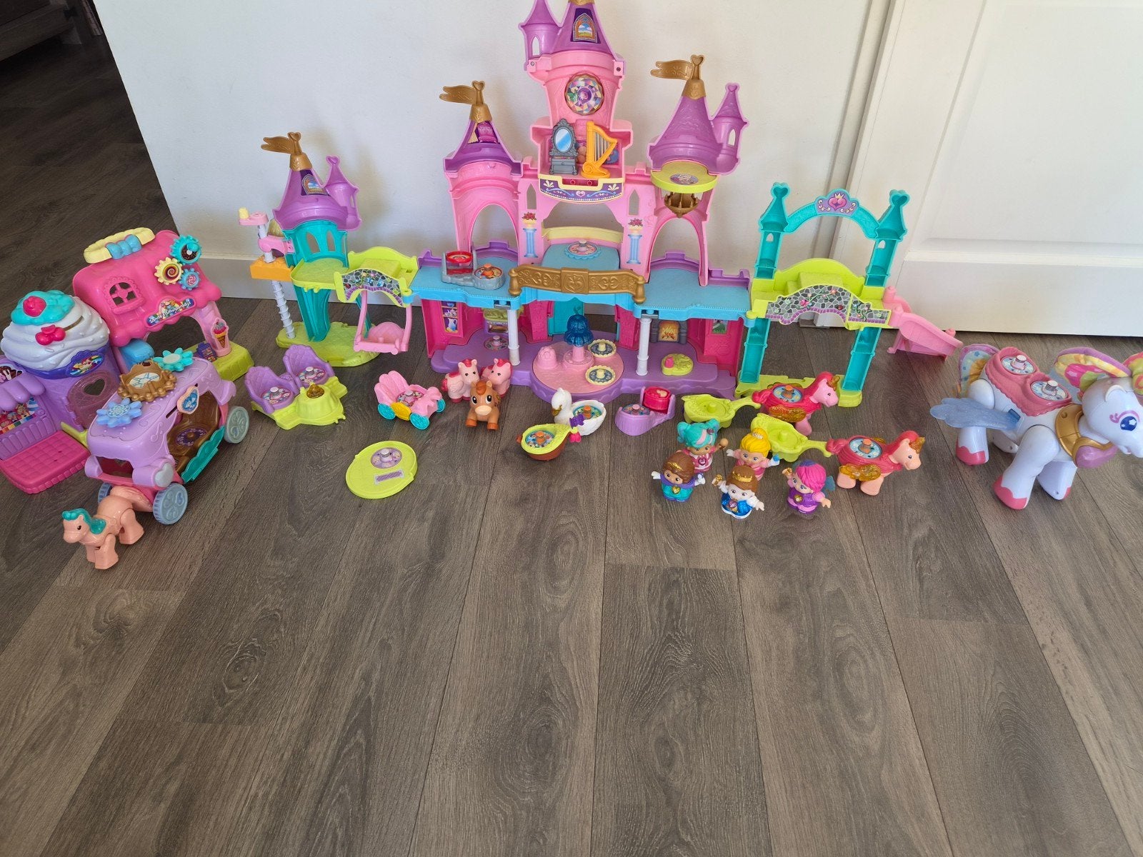 Fisher-Price Little People Disney Princess Kasteel & Meer, Ophalen, Zo goed als nieuw, Jongen of Meisje