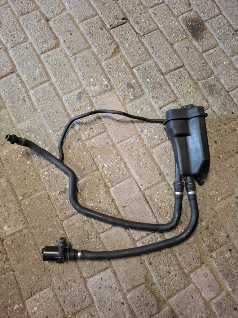 BMW E39 expansievat koelvloeistof tank met slangen, Auto-onderdelen, Ophalen of Verzenden, Gebruikt, BMW