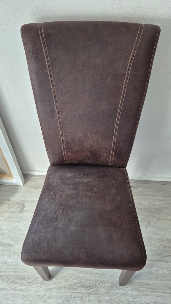 te koop 4 mooie eetkamersteolen ophalen in Belfeld, Ophalen, Bruin, Zo goed als nieuw, Vier