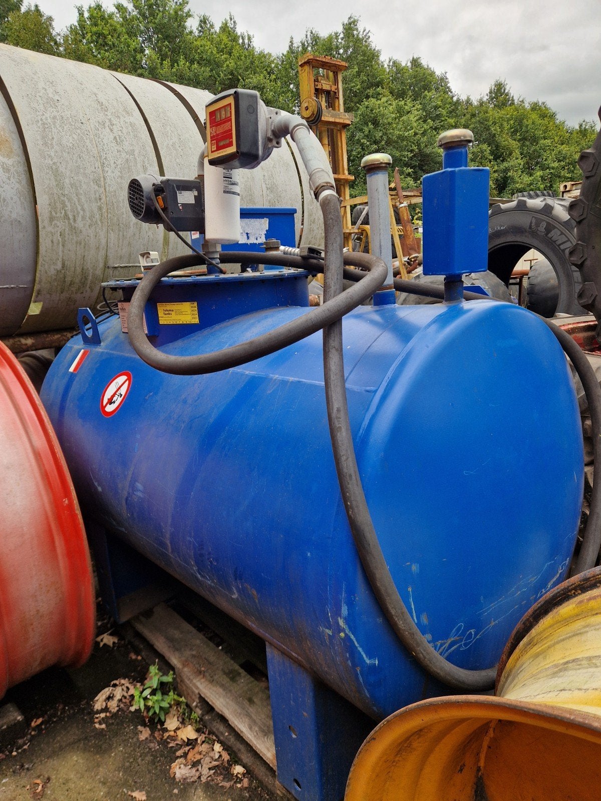 Stokvis dieseltank met pomp, Ophalen