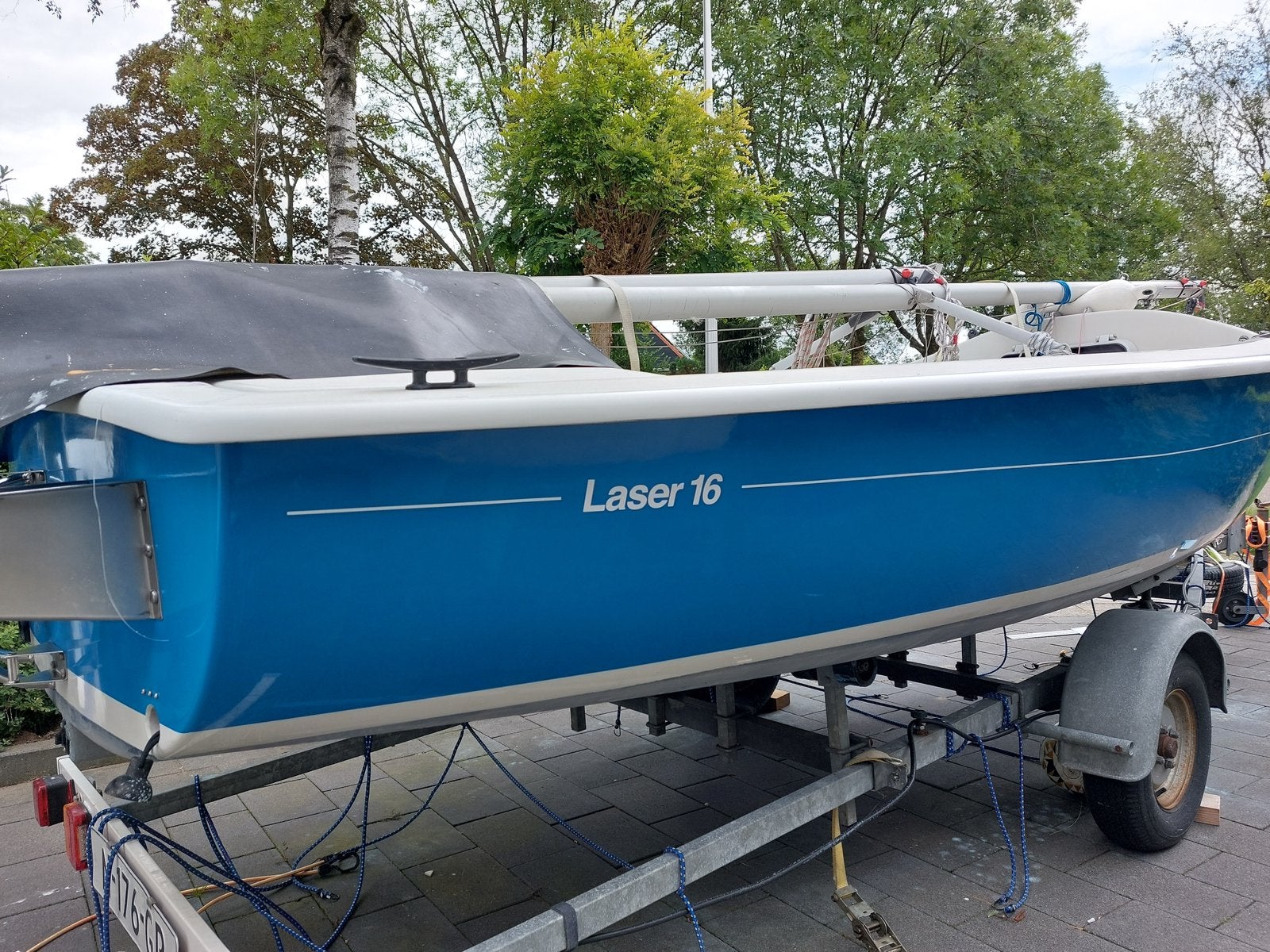 Pega boottrailer voor zeilboot of sloepjes, in goede staat, Watersport en Boten, Ophalen, Minder dan 1500 kg, Gebruikt, Open zeilboottrailer