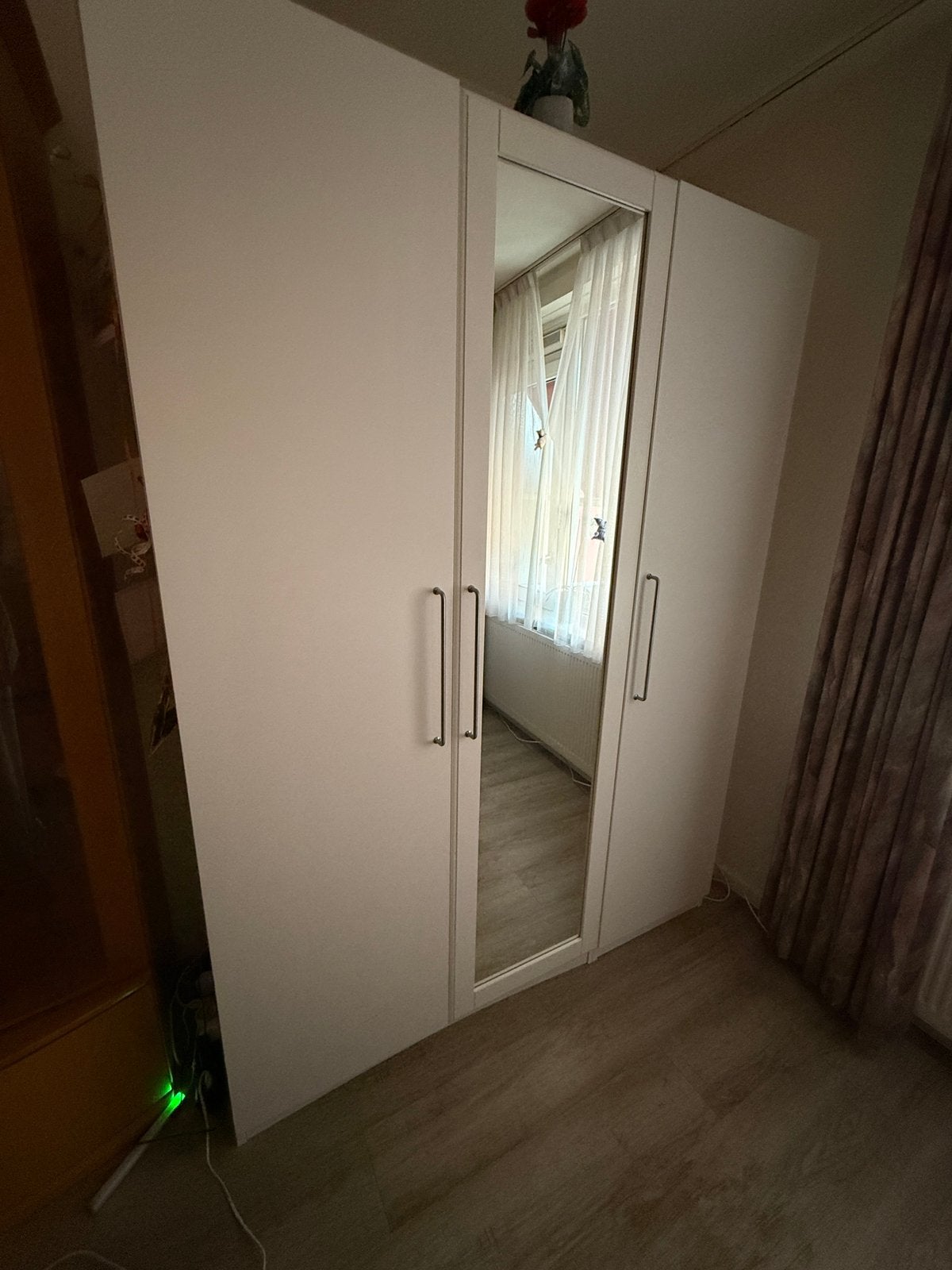 ZGAN: IKEA Pax kledingkast (150cm breed, 201cm hoog), Ophalen, Zo goed als nieuw, 50 tot 75 cm, 200 cm of meer