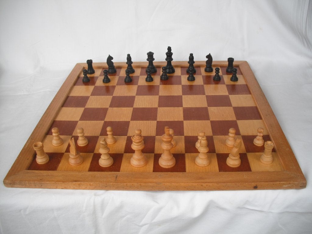 Schaakspel damspel met bord Staunton 1, Een of twee spelers, Ophalen of Verzenden, Gebruikt