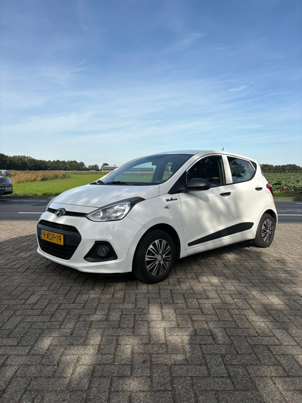 Hyundai i10 | 2015 | Zuinig | Winterbandenset, 31 €/maand, 4 stoelen, Origineel Nederlands, Handgeschakeld