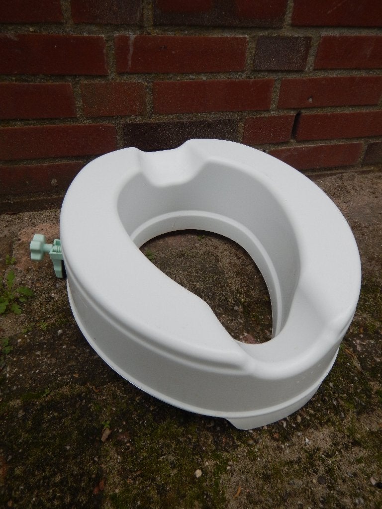 Goedkope zorghulpmiddelen bij kringloop, Ophalen of Verzenden, Zo goed als nieuw
