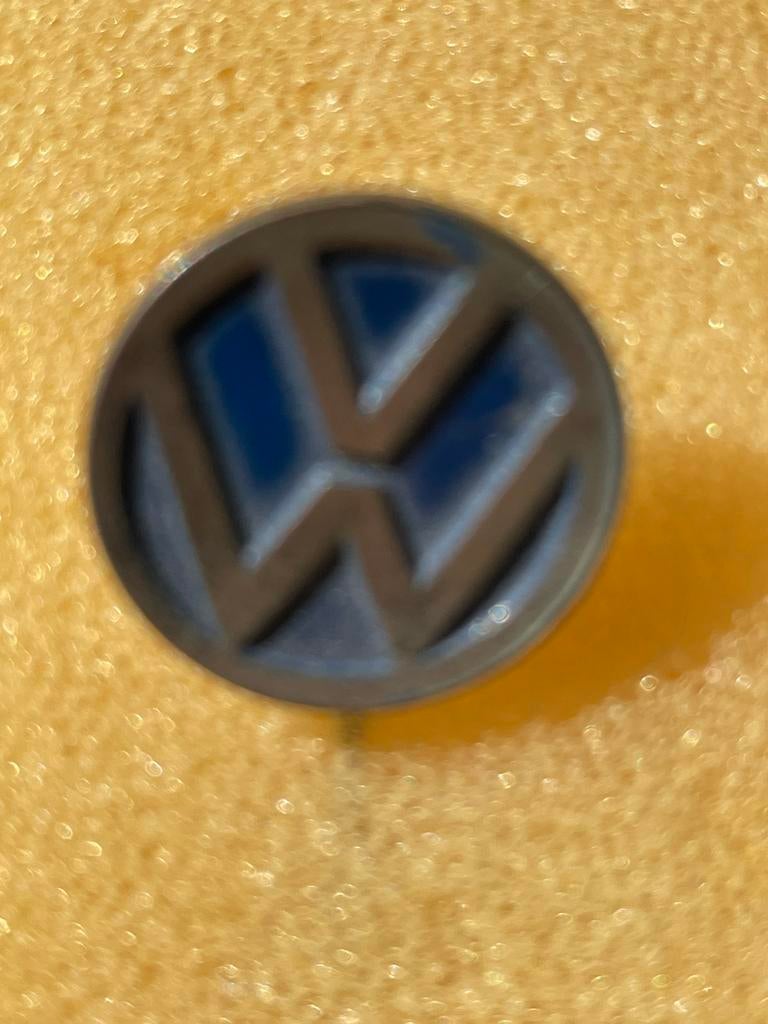 Volkswagen speldje, Ophalen of Verzenden, Zo goed als nieuw, Transport