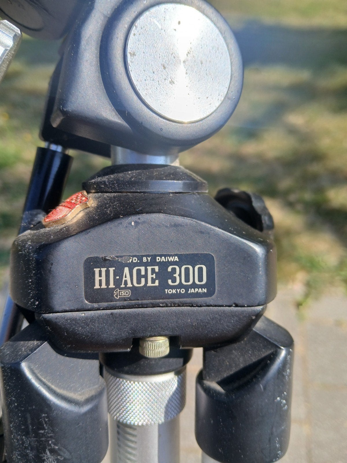 Daiwa Hi-Ace 300 Driepoot Statief - Gebruikt, Ophalen, Driepoot, 125 tot 150 cm, Met balhoofd