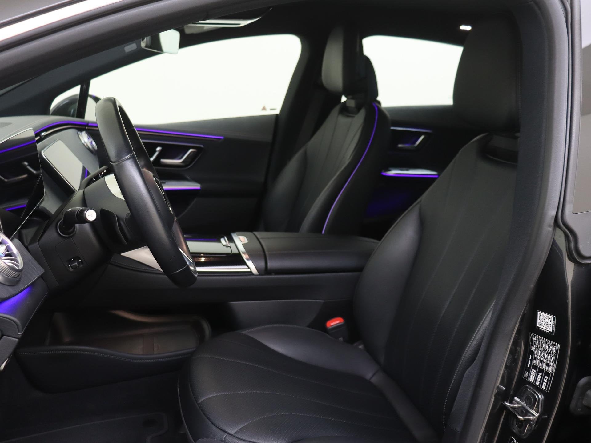 Mercedes-Benz EQE 300 Luxury Line 89 kWh /Burmester /Head-up, Auto's, Automaat, Achterwielaandrijving, Gebruikt, 89 kWh