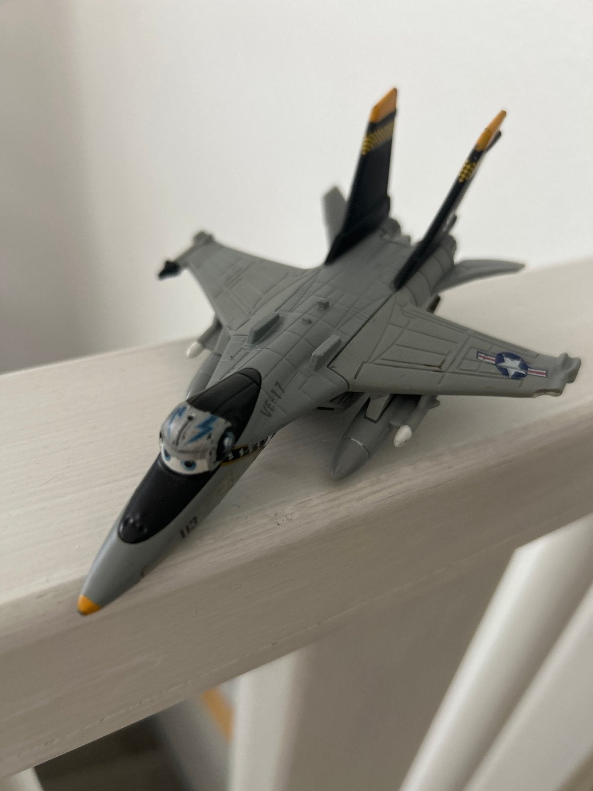 Disney Planes Dusty Crophopper F-18 Hornet speelgoedvliegtui, Ophalen of Verzenden, Zo goed als nieuw
