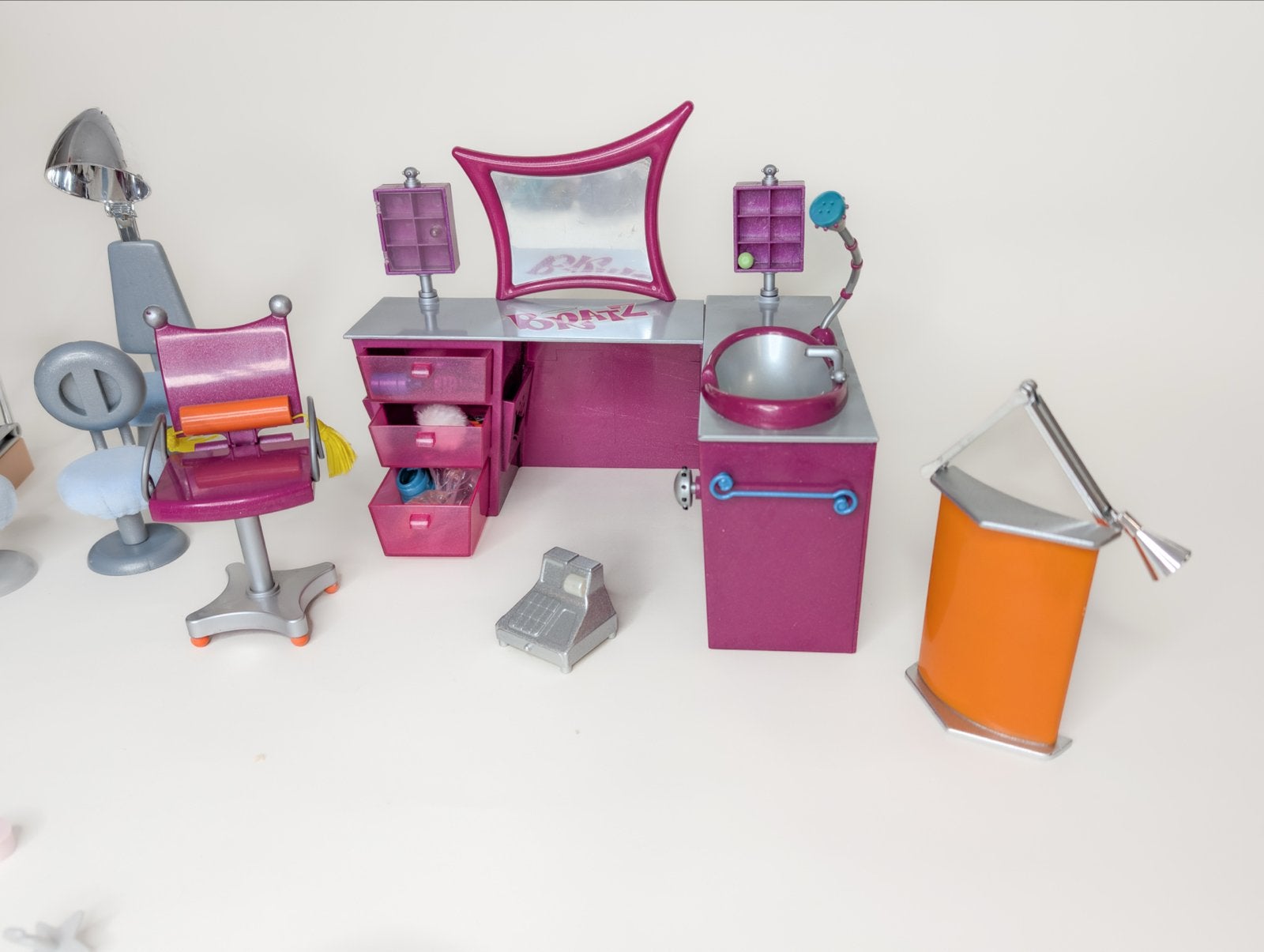 Grote Bratz Poppen & Accessoires Collectie met Kapsalon, Ophalen of Verzenden, Gebruikt, Overige typen