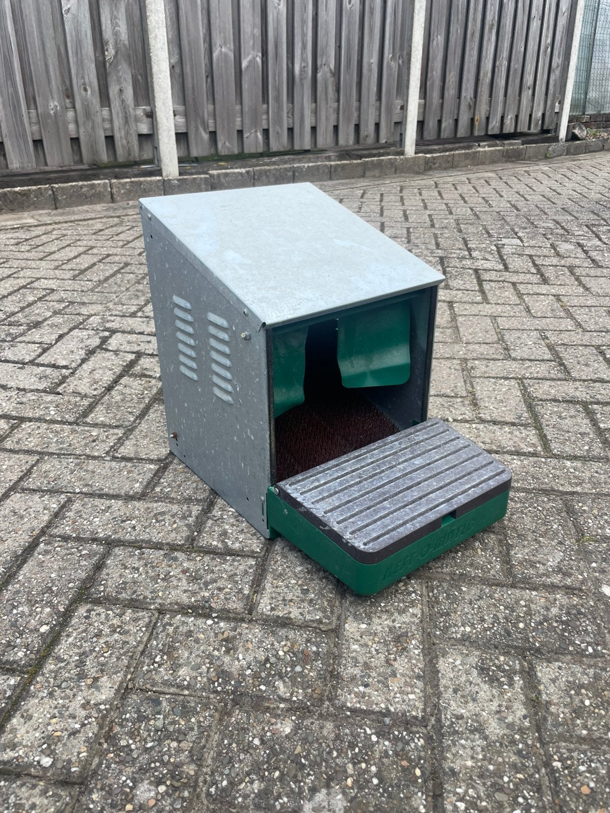 Legkast Kippen 2 stuks, Ophalen, Gebruikt, Metaal, Broedkooi of Kweekkooi