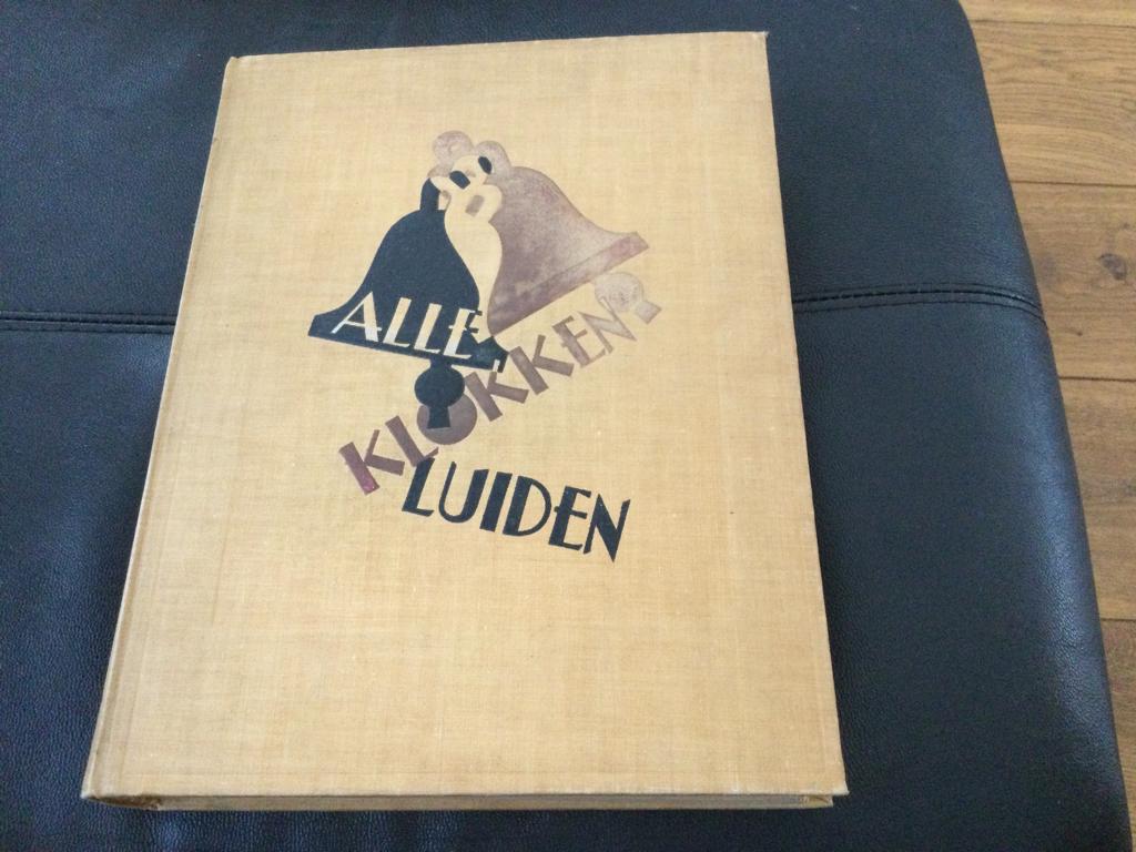Alle klokken luiden. Piet Maree, Anton Pieck, v. Bemmel e.a., Boeken, Ophalen of Verzenden, Gelezen
