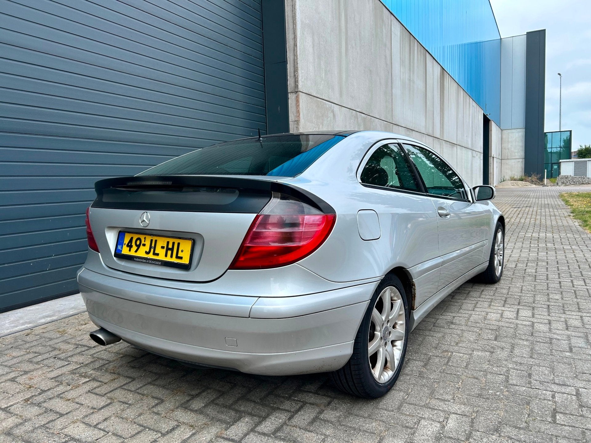 Mercedes-Benz C-klasse Sportcoupé 200 K. PANO NAVI APK, Auto's, Mercedes-Benz, Automatische klimaatregeling, 1998 cc, Gebruikt