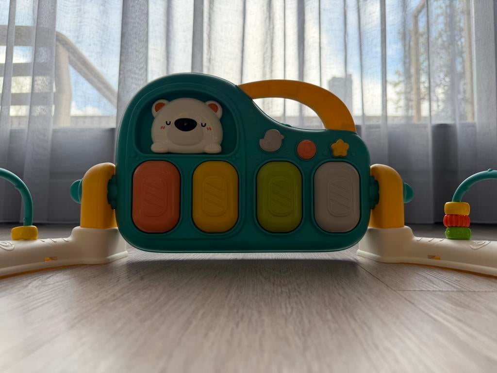 Baby gym, Kinderen en Baby's, Speelgoed | Babyspeelgoed, Ophalen of Verzenden, Zo goed als nieuw, Babygym, Met licht