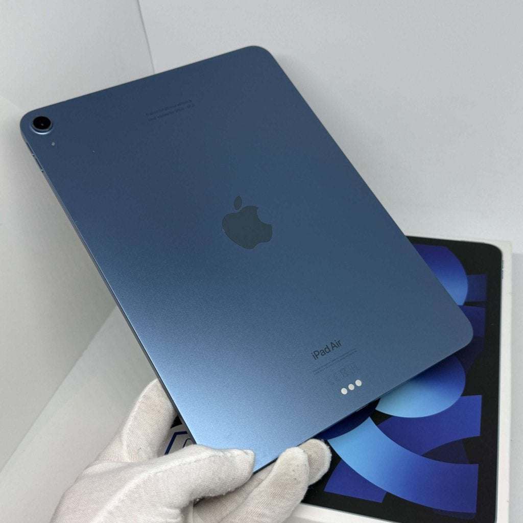 iPad Air 5e M1 256GB blauw /licht gebruikt /84% batt /garant, Computers en Software, Apple iPads, Apple, Zo goed als nieuw, Support@apple.com