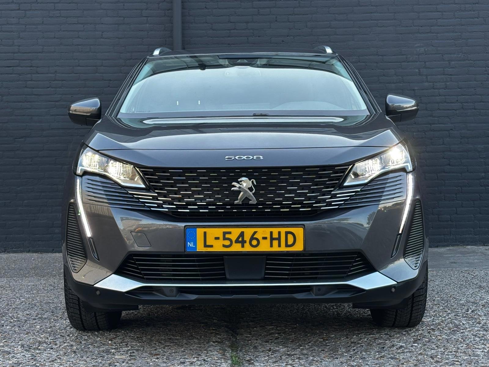 Peugeot 5008 1.2 PureTech Blue Lease Allure |CARPLAY|LEDER|C, Auto's, Dealer onderhouden, Gebruikt, Euro 6, 1199 cc