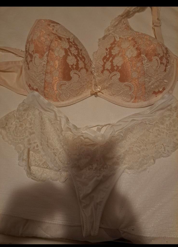 Mooie setjes lingerie, Ophalen of Verzenden, Overige kleuren, Setje