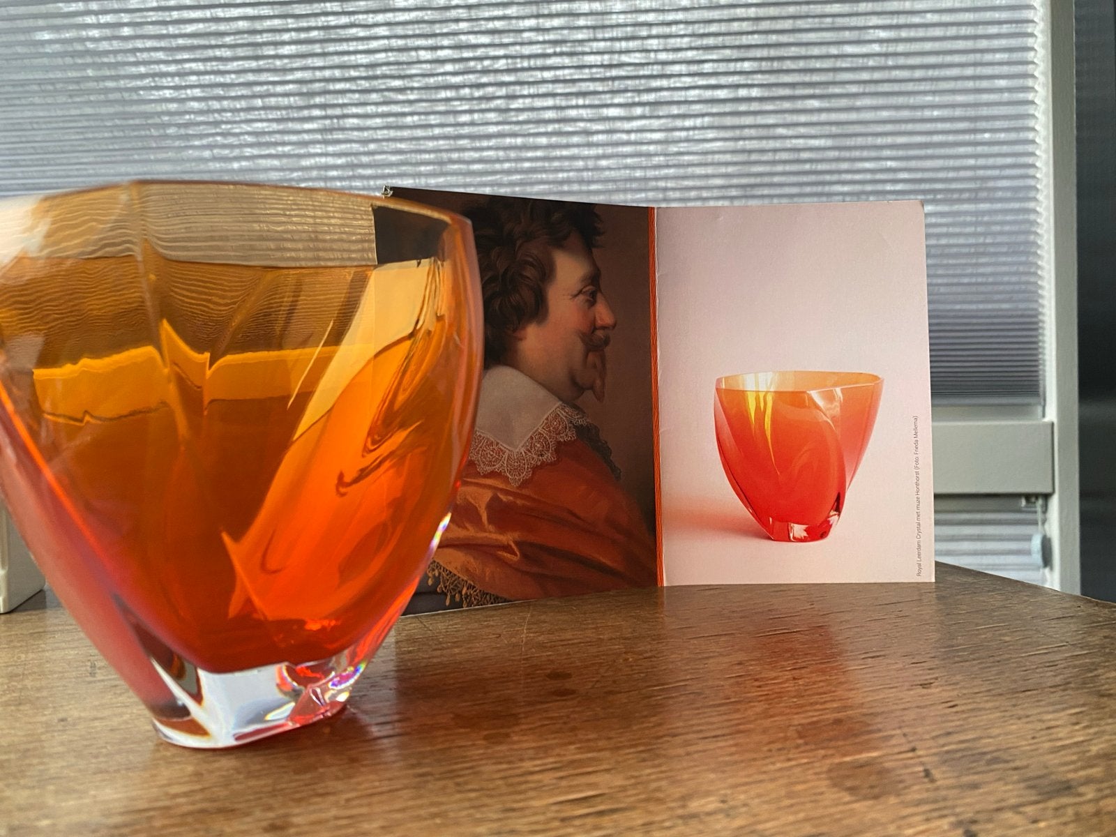 Royal Leerdam Crystal Oranjevaasje 75 Jaar Vrijheid, Antiek en Kunst, Ophalen of Verzenden