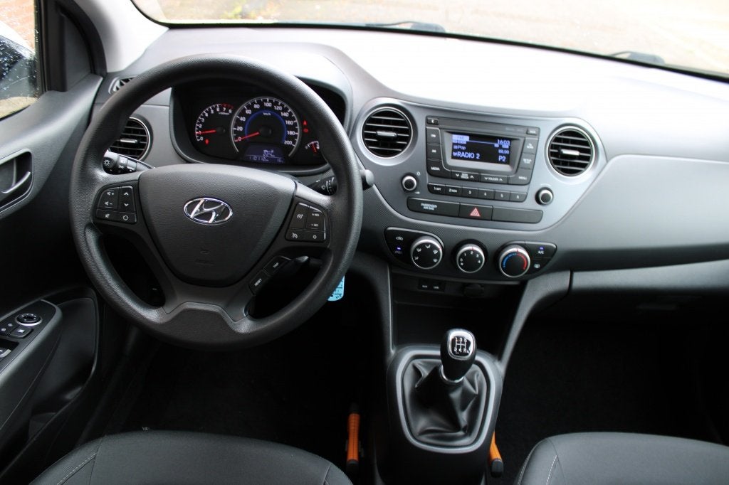 Hyundai i10 1.0i Comfort | Airco | Radio/cd | Cruise control, Auto's, Stof, Gebruikt, 4 stoelen, Wit