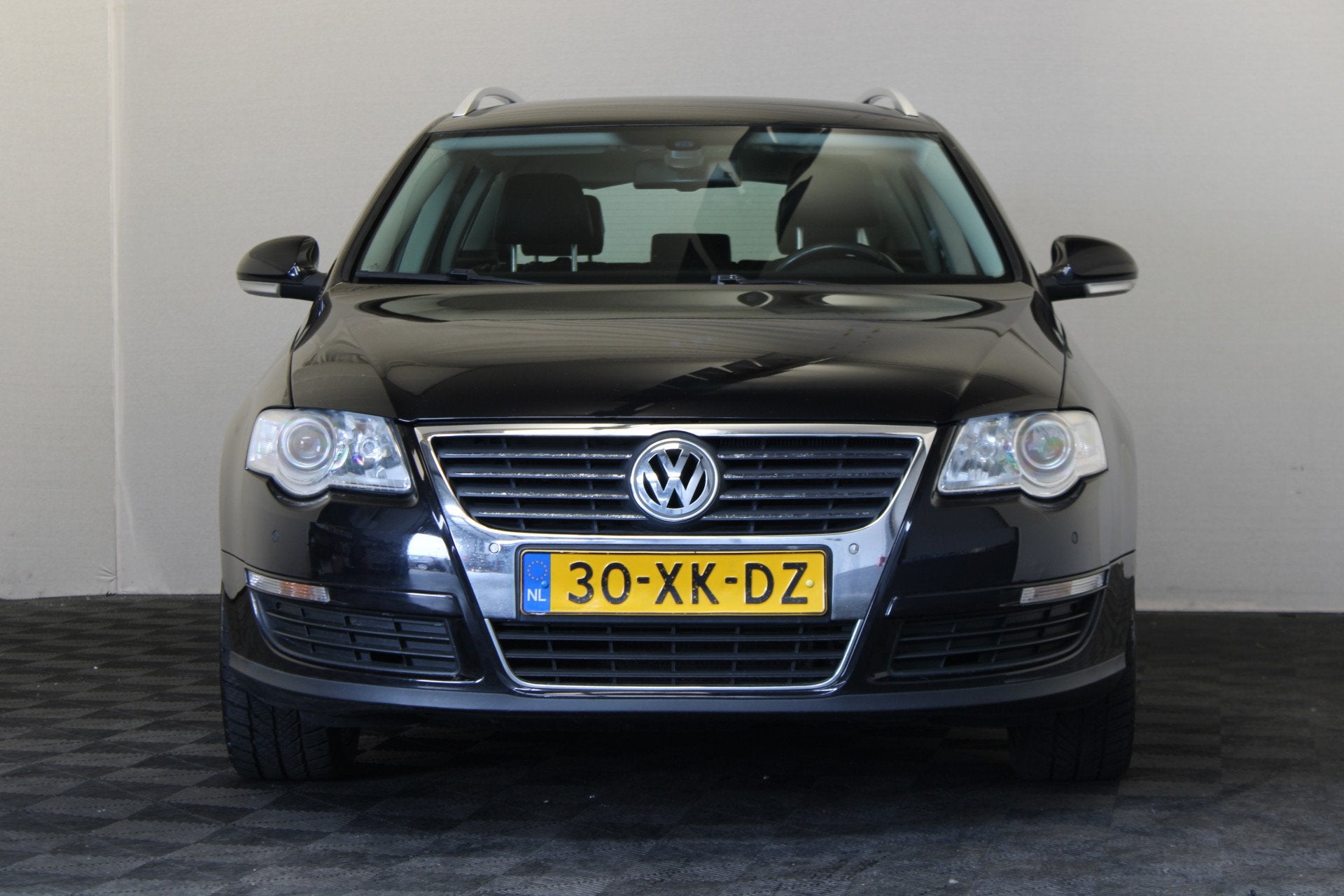 Volkswagen Passat Variant Zie tekst, bak probleem (bj 2007), Auto's, Gebruikt, Zwart, 4 cilinders, 1984 cc