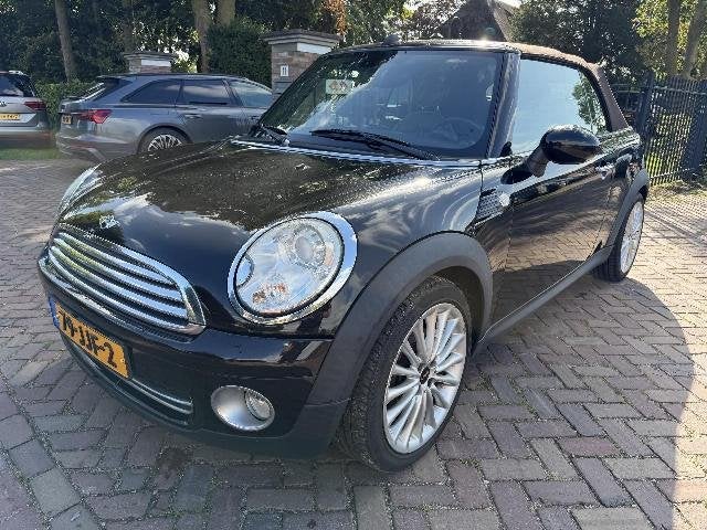 MINI Cabrio 1.6 Cooper Chili (bj 2009), Auto's, Cabriolet, Leder, Bedrijf, Handgeschakeld
