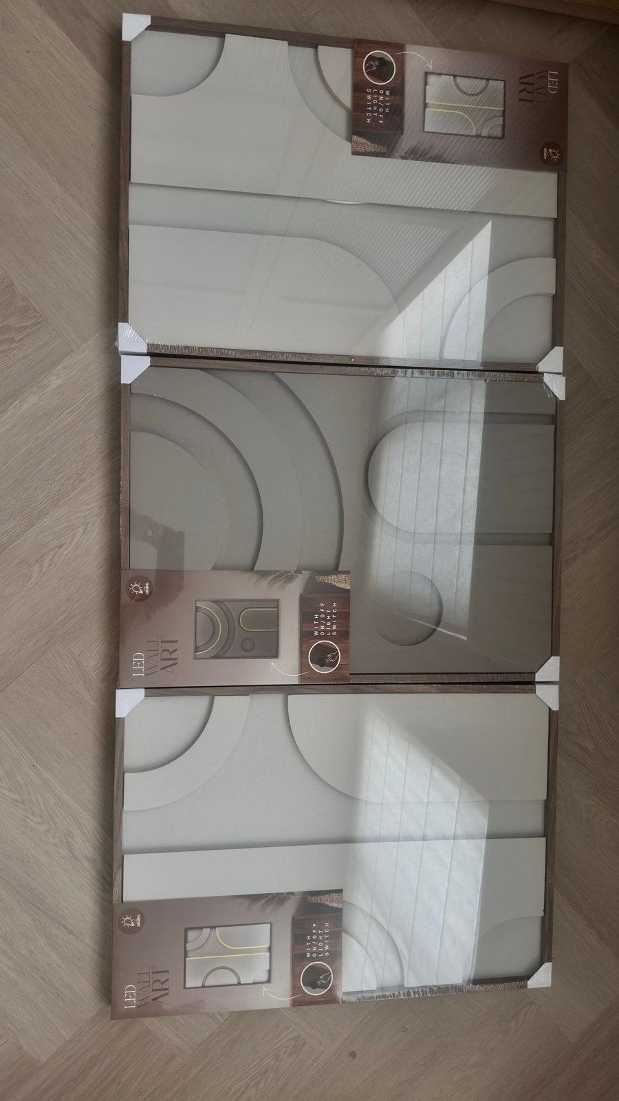 Action LED schilderijen, Met verlichting, Hout, Ophalen of Verzenden, Grijs