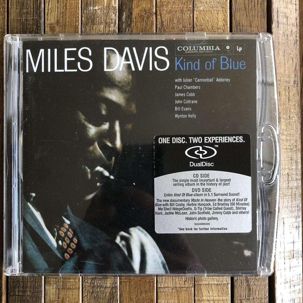 Miles Davis ‎– Kind Of Blue Hybrid Dual Disc-uitvoering, Ophalen of Verzenden, 1980 tot heden, Zo goed als nieuw, Jazz