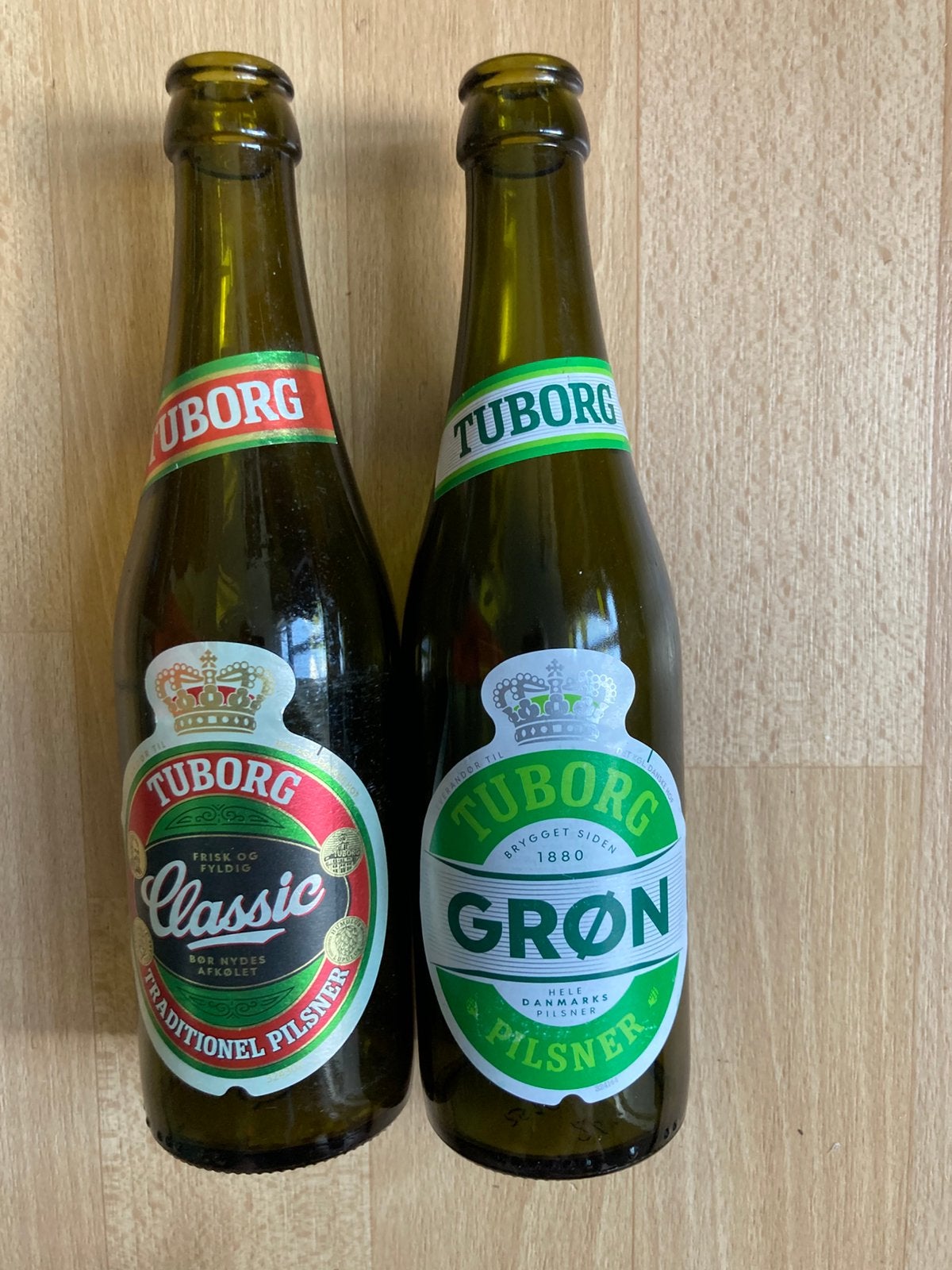 Tuborg (lege) bierflesjes 2x, Verzamelen, Ophalen of Verzenden, Zo goed als nieuw, Flesje(s), Overige merken