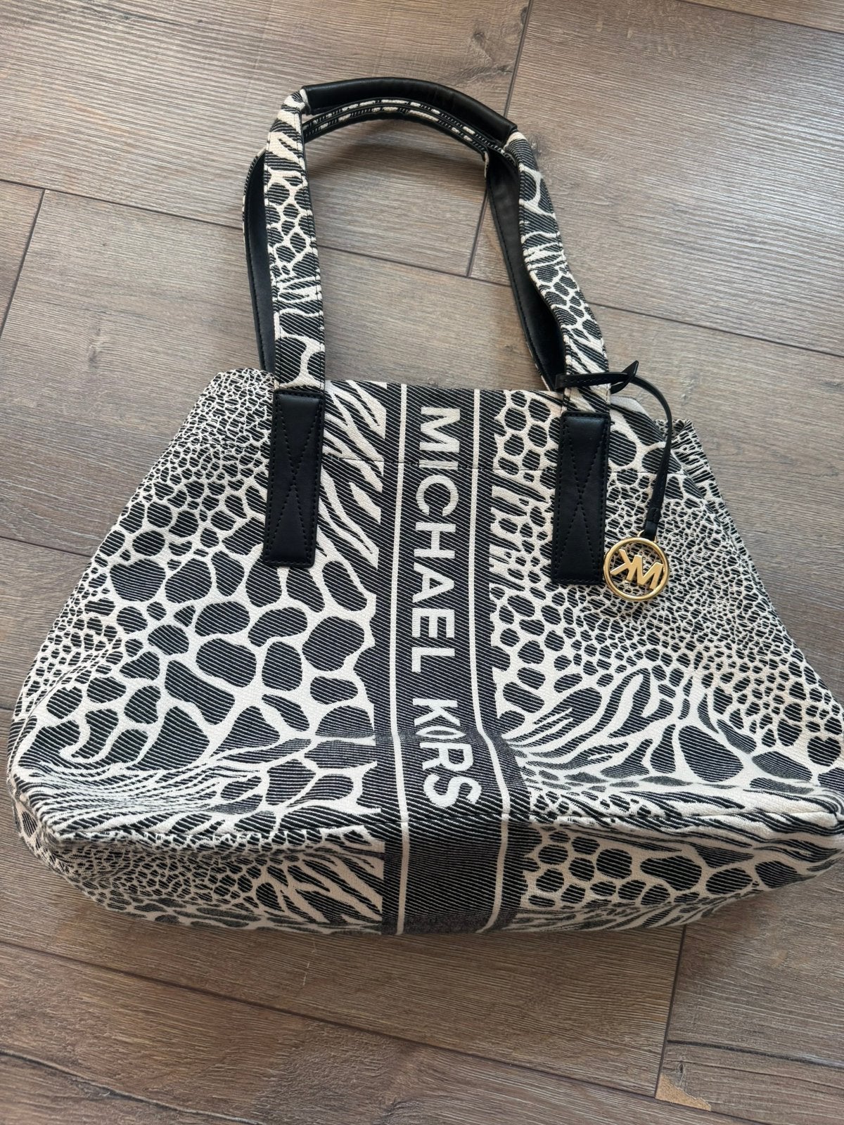 Michael kors handtas, Sieraden, Tassen en Uiterlijk, Tassen | Damestassen, Ophalen of Verzenden, Nieuw, Zwart, Schoudertasje