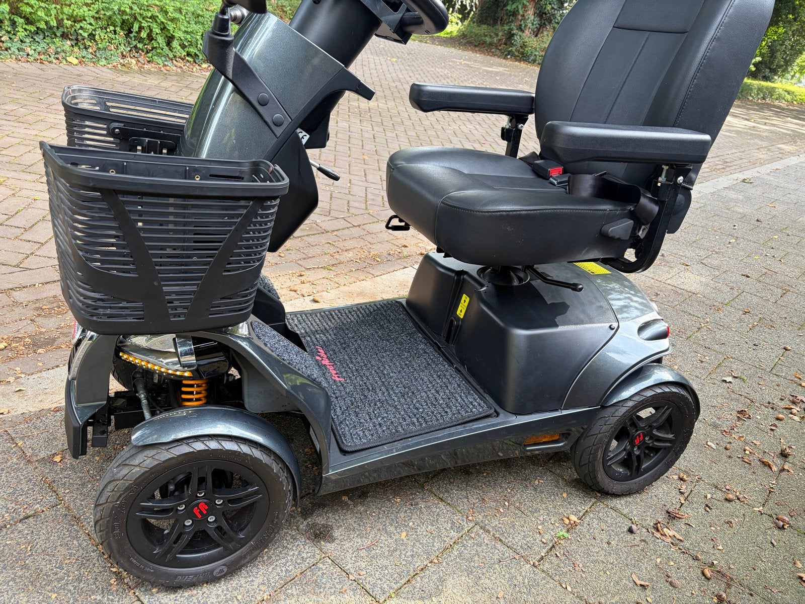 FR1 Mango scootmobiel in nieuwstaat!, Ophalen, Zo goed als nieuw, Mango, 16 km/u of meer