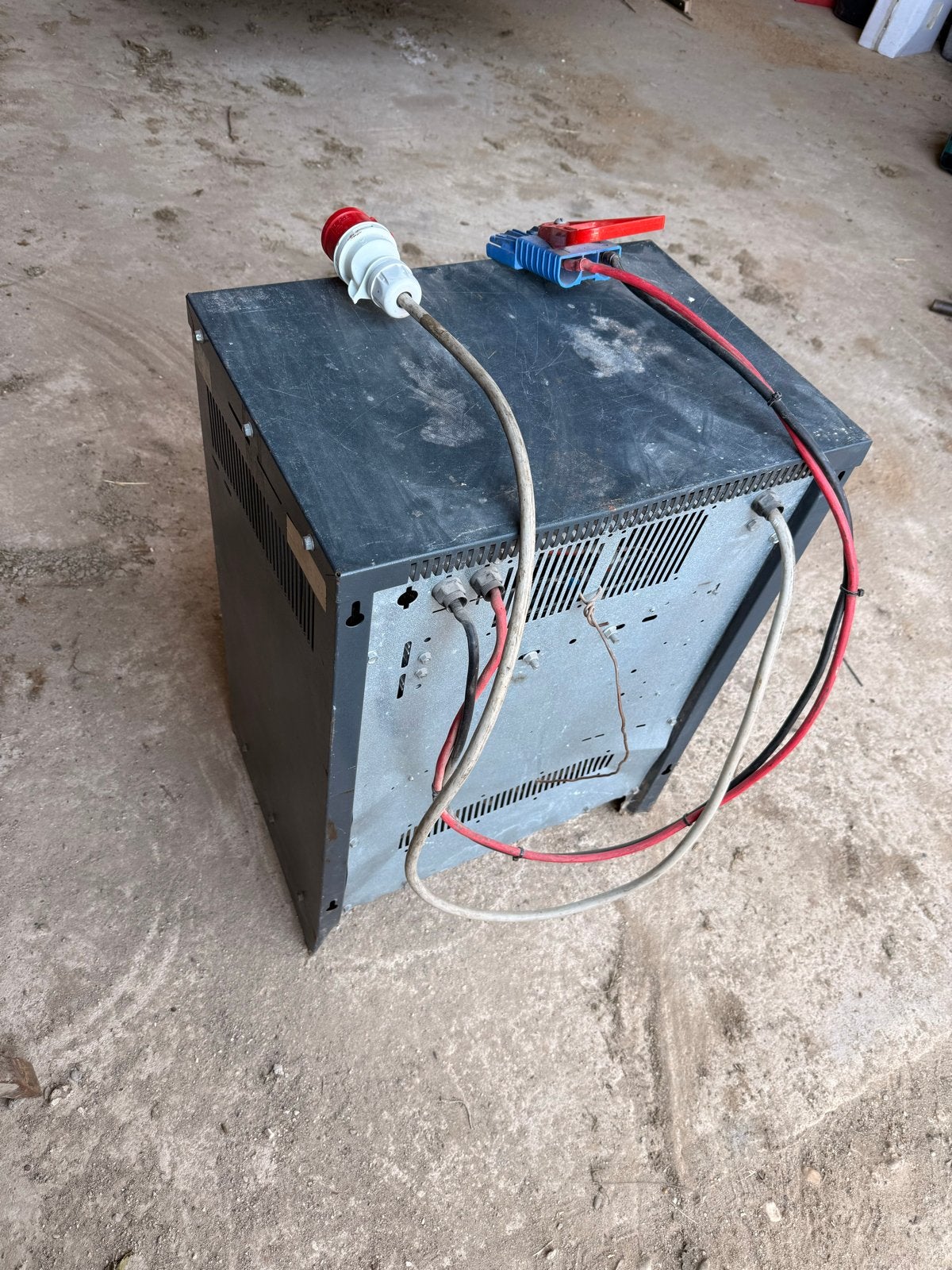 Acculader heftruck 48V 80A - HSCT E3, Ophalen, Gebruikt